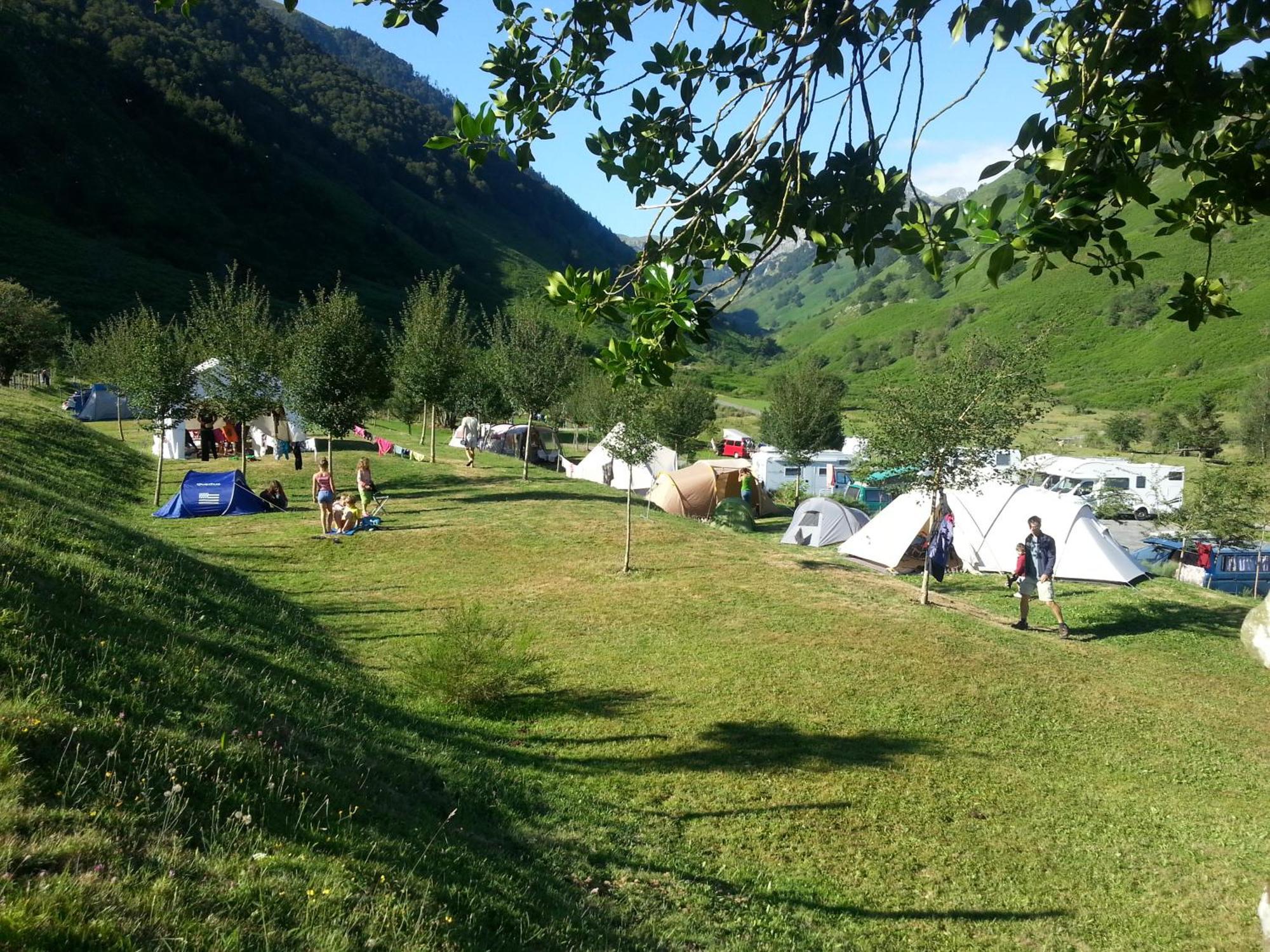Accous Gite De Montagne Du Plateau De Lhers- Accueil Randonneurs מראה חיצוני תמונה