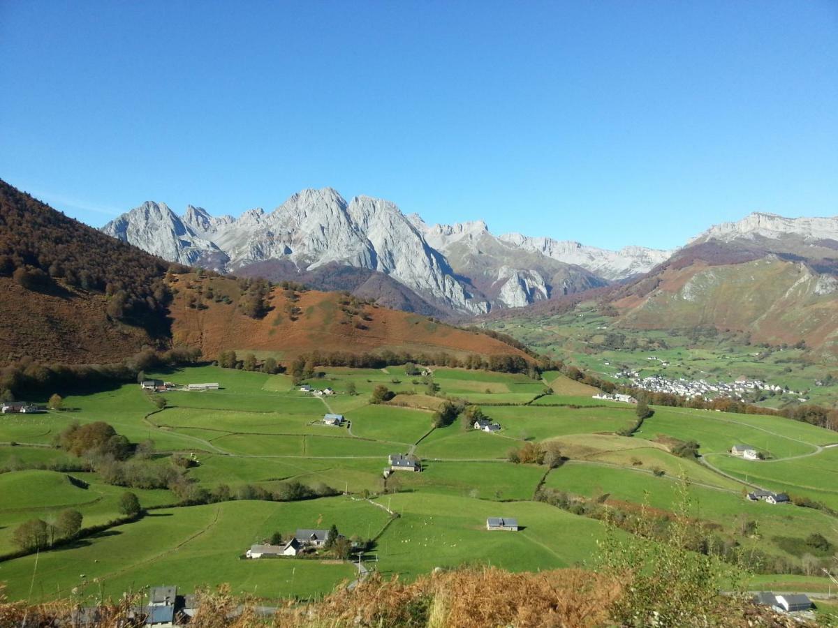 Accous Gite De Montagne Du Plateau De Lhers- Accueil Randonneurs מראה חיצוני תמונה